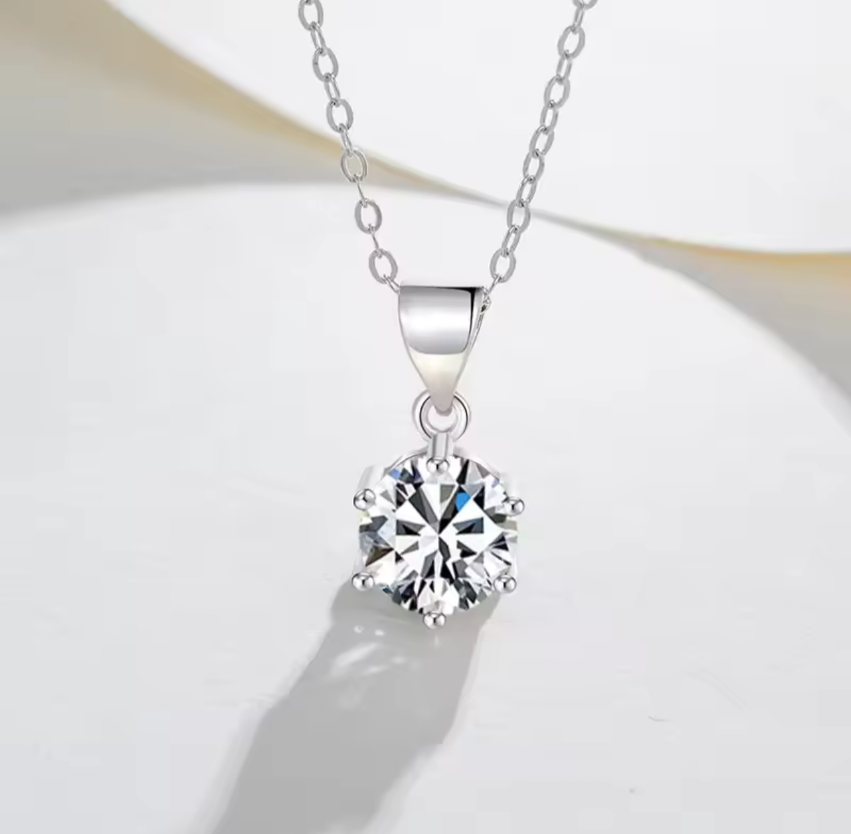 Okrągły naszyjnik z moissanitem 1ct srebro 925