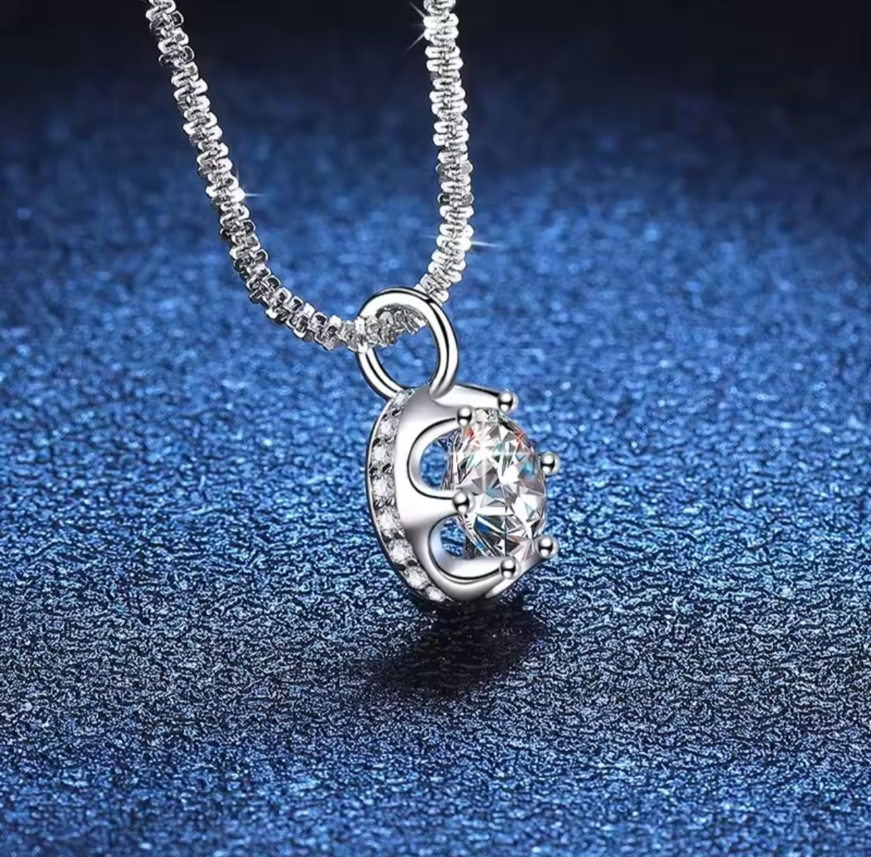 Naszyjnik z moissanitem 1ct i eleganckim łańcuszkiem srebro 925