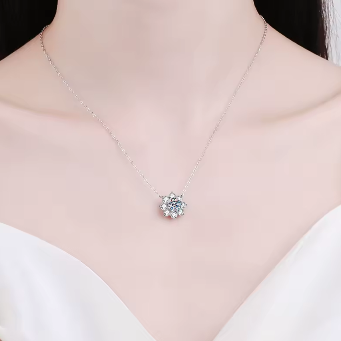 Naszyjnik z moissanitem i cyrkoniami gwiazdka 1ct srebro 925