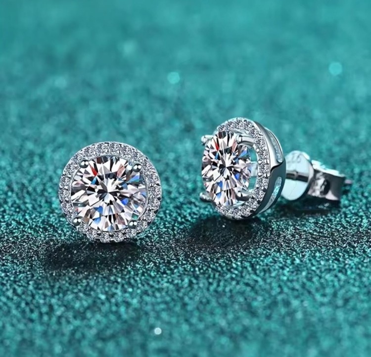 Kolczyki "Krąg Światła" z Moissanitem 0,5 ct selivah.pl