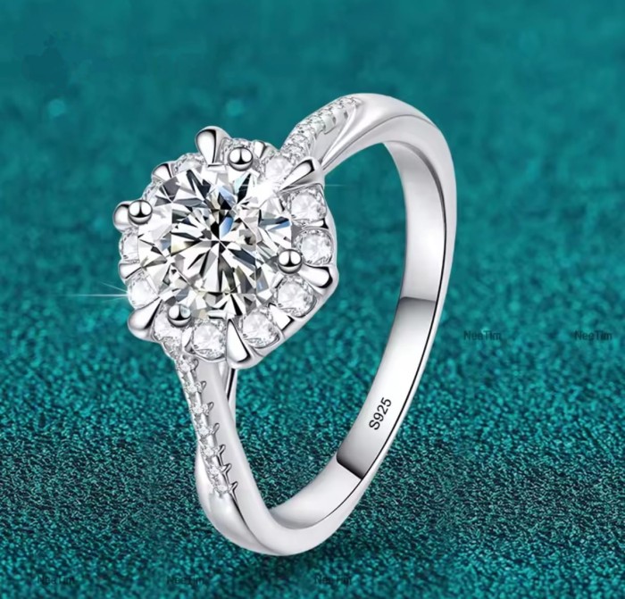 Pierścionek "Krąg Światła" z Moissanitem 0,5 ct selivah.pl